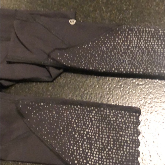 Lululemon!! - Picture 3 of 4